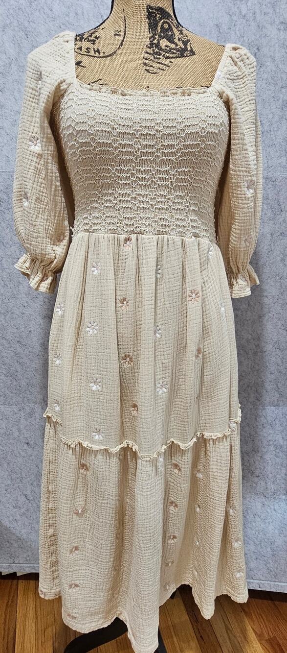Floral Embroidered Maxi Dress Puff Sleeve Square Neck Tiered Flowy A-Line, Sz L